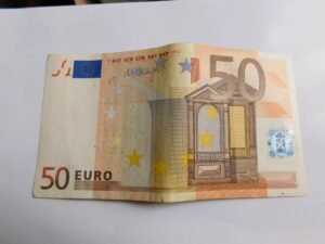 Reconnaître faux billet 50