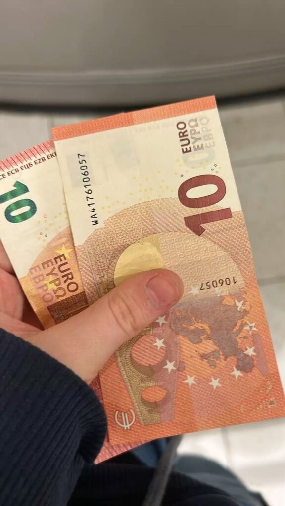 Faux billet de 10 euro